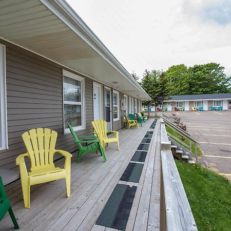The White Horse Motel Cornwall Exterior photo